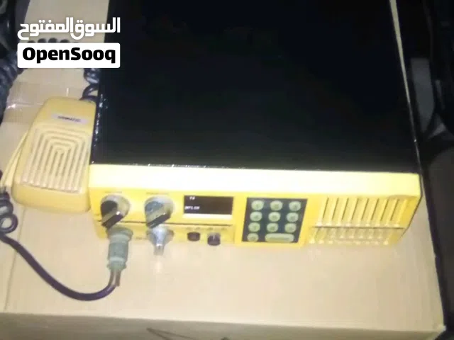 جهاز لاسلكي من الطراز القديم