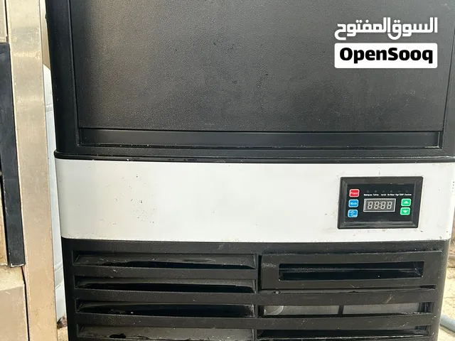 صانعة ثلج ايس ميكر