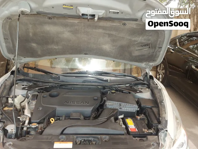 للبيع التيما 2016 الي يبحث عن نوادر ونظيف وجاهز