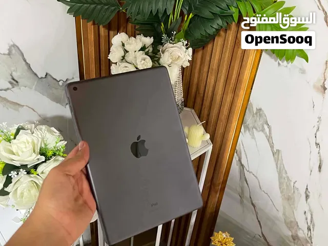 Apple iPad 8 128 GB in Amman