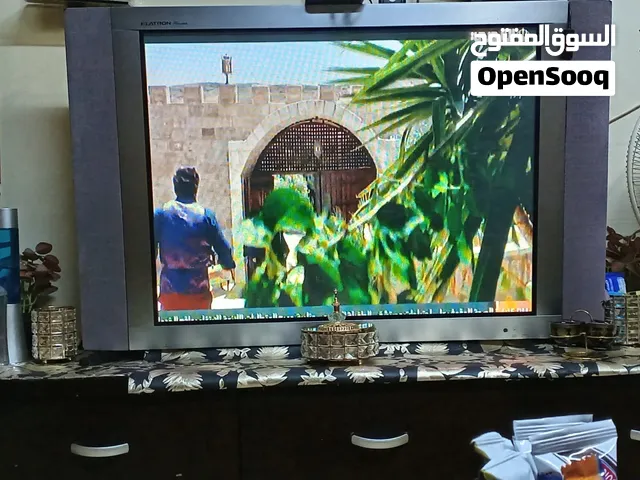 شاشه بلا زما ومعها قاعده  استاند ورفرف زجاج مضخم صوت وقاعدتها  اسلكها بحاله ممتازه جدا 46 انش