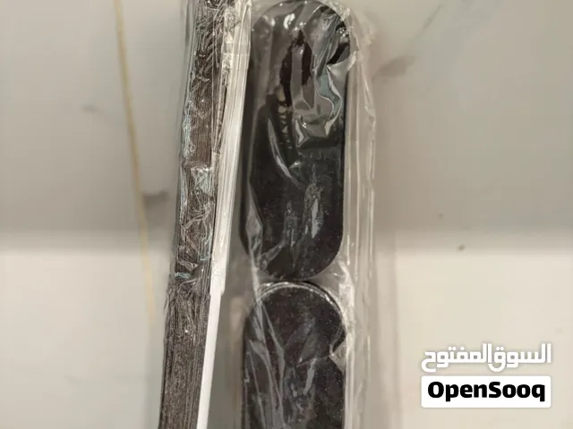 تجهيزات الصالونات والكوزمتك
