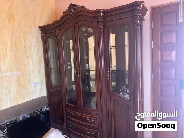 بوفيه صناعة ماليزية