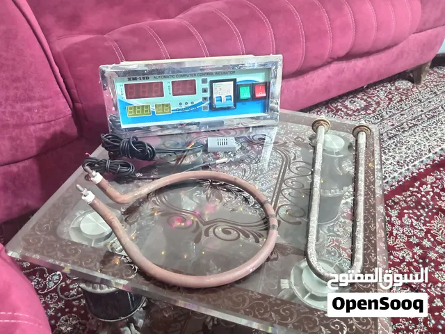 أدوات للبيع