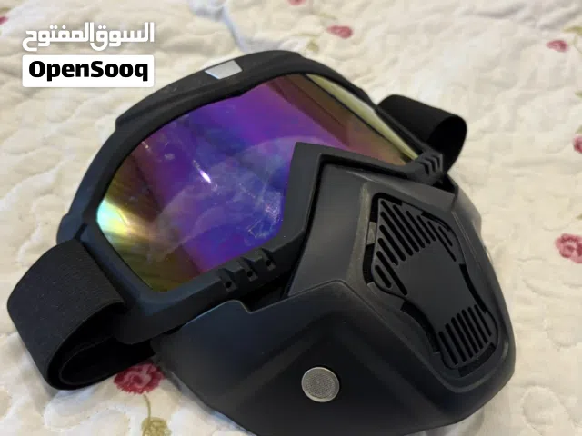 قناع بلاستيكي