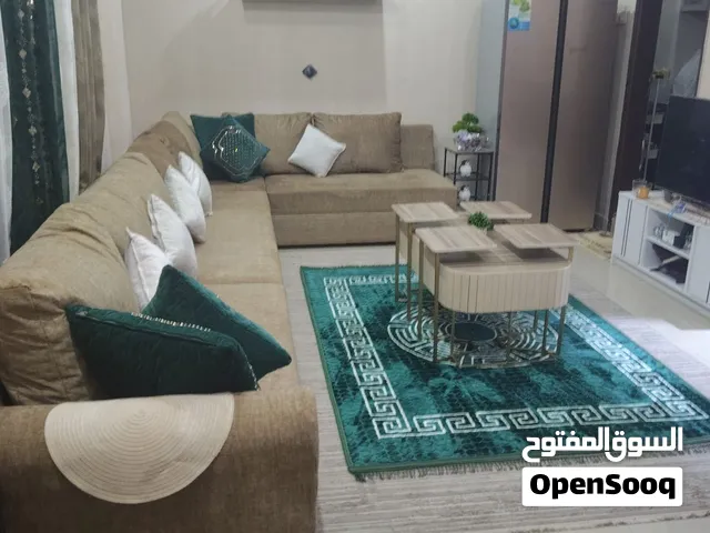 مقعد او ركنا