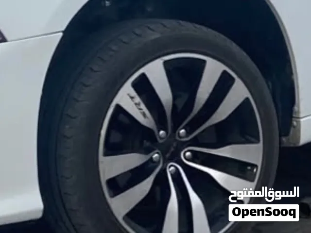 رنجات SRT وإطارات دودج تشارجر 2012 للبيع