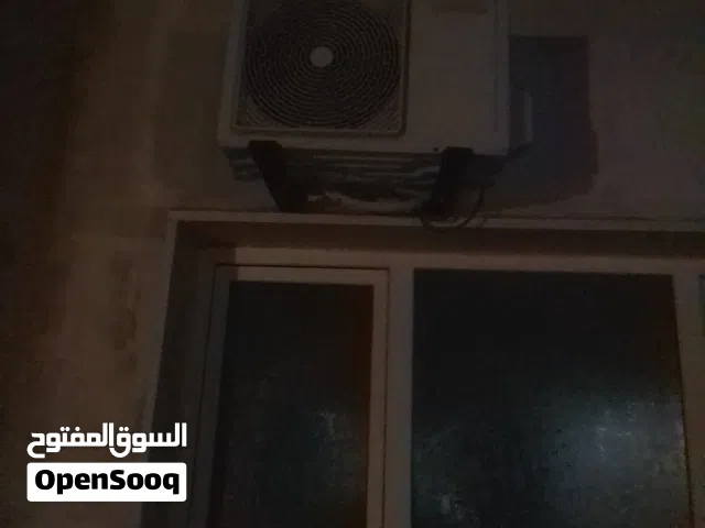 مكيف 9 جينر اصلي . شغال لكن ناقص غاز