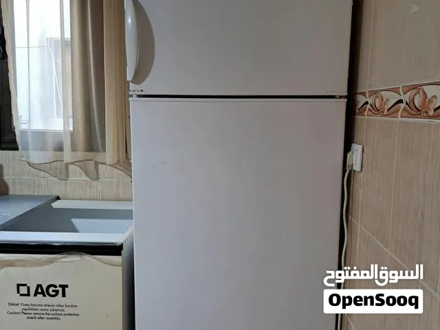 ثلاجه ارشليك نظيفه زي في صوره