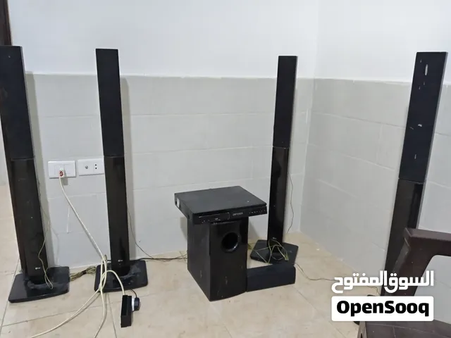 سماعات ديجيه LG يشبه الجديد للبيع بسعر مغري صوت بصلاه ع النبي