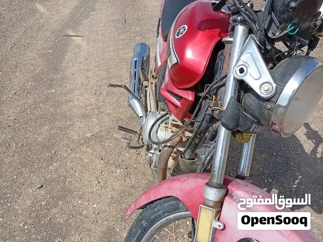 دراجه ياماها دراجه  للبيع موديل 2013 نظيف ماكينه وجير  مطلوب 120 قابل للتفاوض