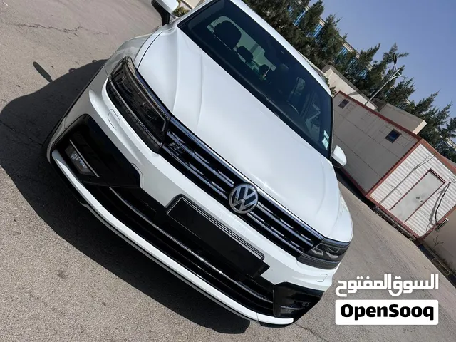 Tiguan robot 2019