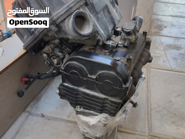 قطع غيار دراجات ناريه كوازكي وسوزوكي واخرىkawasaki ,suzuki, ويوجد خدمة صيانه