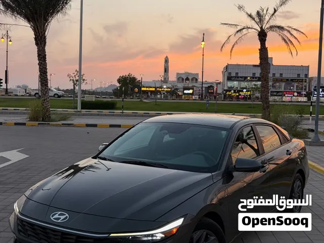Used Hyundai Elantra in Al Dakhiliya
