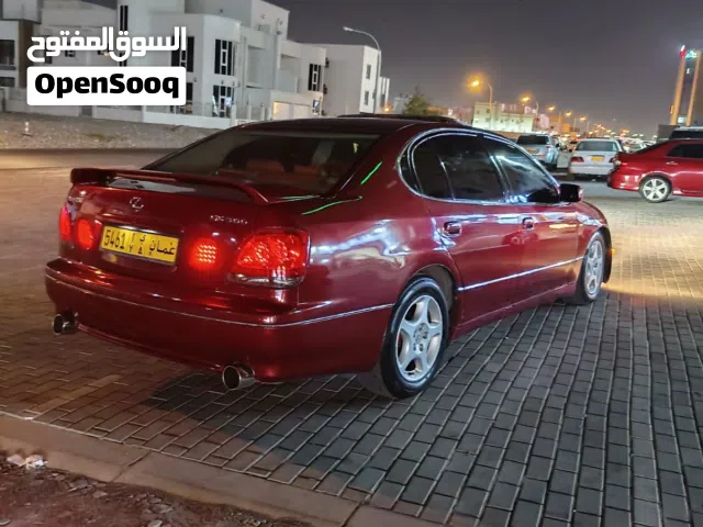 لكزس GS 300 موديل 1999 أحمر مستعمل بحالة ممتازة مع مواصفات يابانية