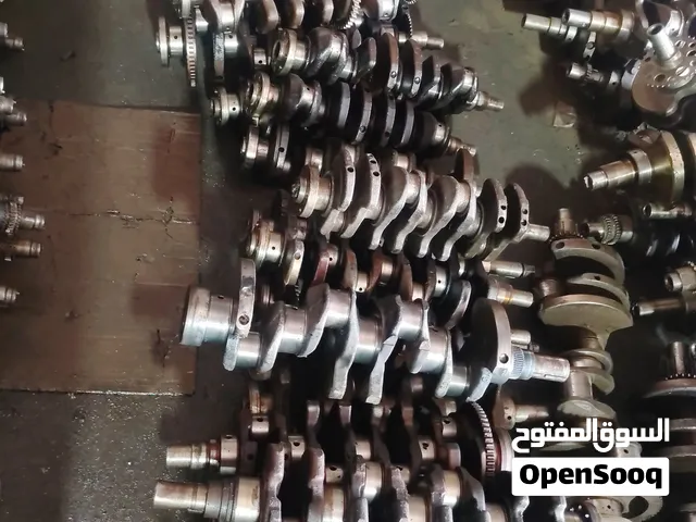 قطع المكاين سلندر راست کرنک جديد مودل و we have parts of engin selender head krenk and morقديم قل شي