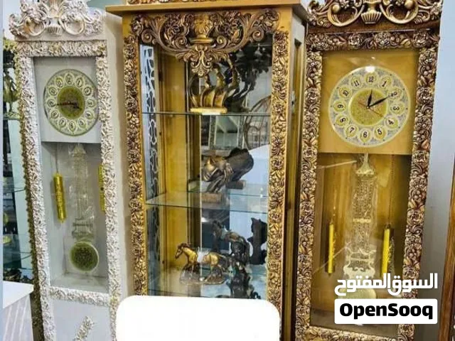 ساعة خشب  السعر 90  ابيض وذهبي   بدون نسب انتو ضيفو نسبتكم   توصيل داخل بغداد  5 اطراف 10  جم
