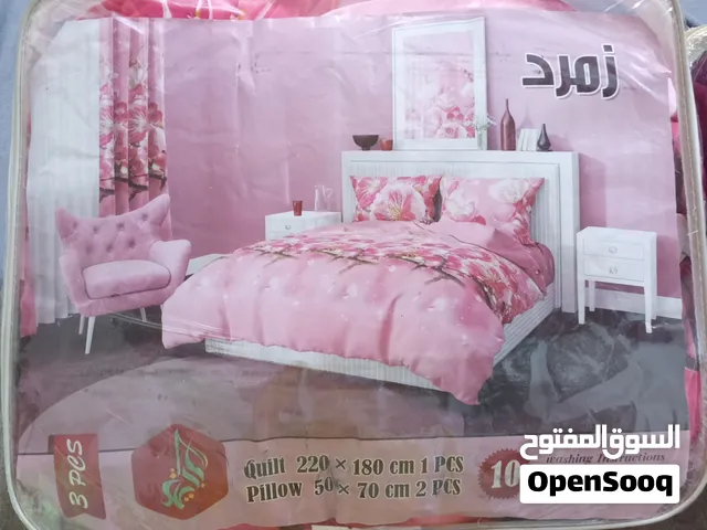 فرشات غرفة وردي بنفسجي فستقي جديد غير مستخدم