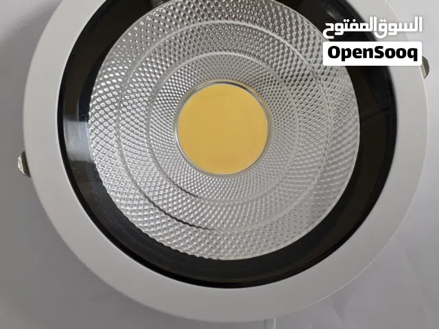 إضاءة احترافية تبدأ من اختيار صحيح. داون لايت COB ضد الوهج 30 واط