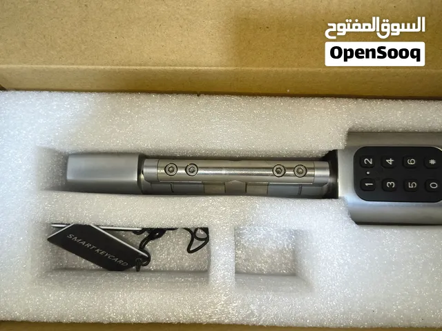 قفل باب ذكي بلوتوث و ورقم سري و كرت و مفتاح