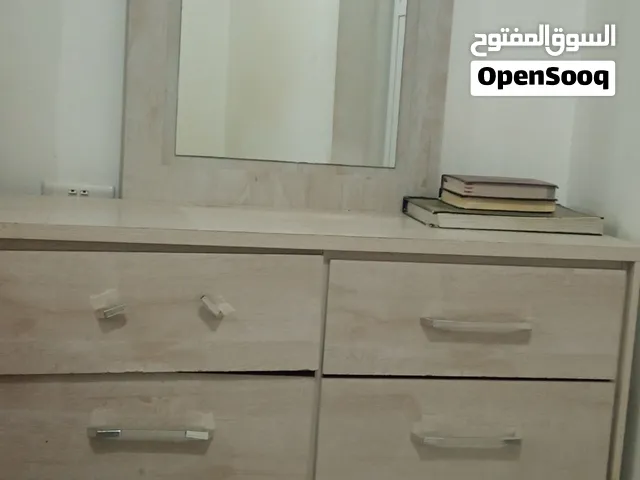 تسريحة و 2 كومدينو