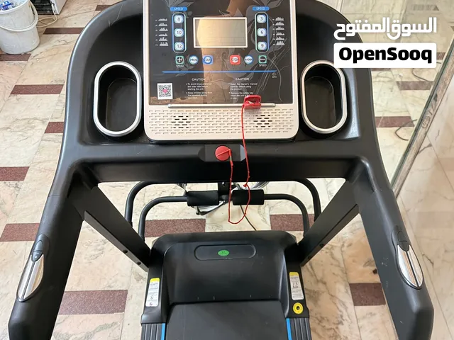 سير رياضي مع جهاز مساج