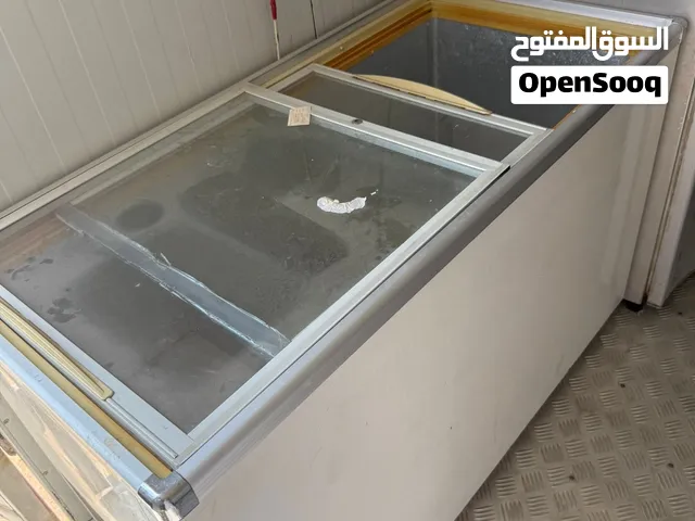 للبيع ثلاجة مستعملة