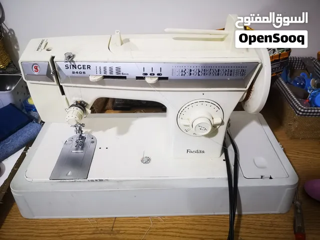 ماكينة خياطة سنجر