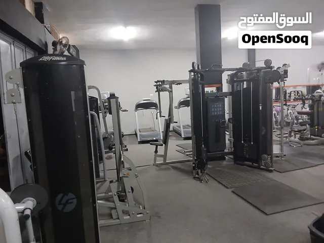 نادي رياضي كامل متكامل