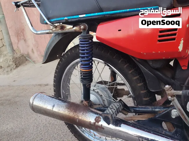 دراجه ايراني ادوات لبيع السعر 400 وبيها مجال نضيفه حلوه نقوصات بيهة بسيطه اكفلك من لبوكه