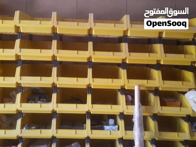 معدات رفوف شبه جديده