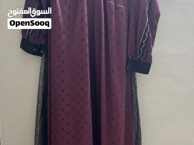 فستان هادئ وراقي