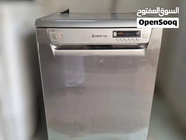غسالة اطباق ايطاليه اريستون