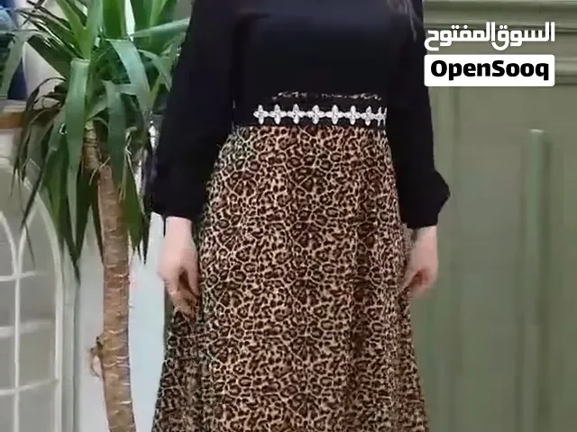 فساتين للبيع