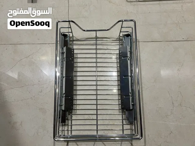 سلة خضار معدنية بنظام جرّار – 3 طبقات – تثبيت داخلي عملي وجودة ممتازة