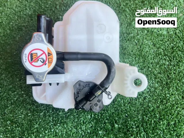 مطرة الراجع ل تويوتا بريوس2019-2022  اصليه مستعمل ياباني  TOYOTA PRIUS 2019-2022 اصلي مستعمل ياباني