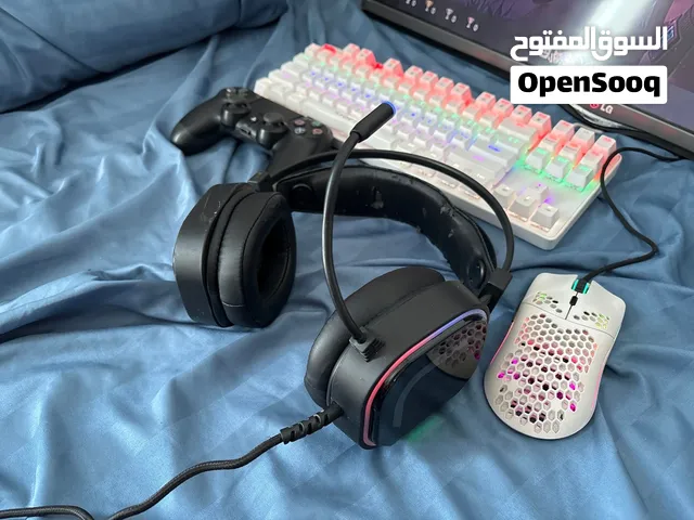 مجموعة ألعاب جيمنج متكاملة (كيبورد، ماوس، سماعة، يد بلايستيشن)