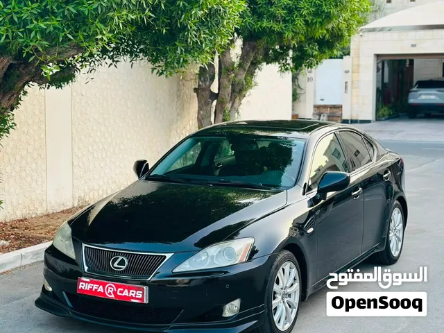 Lexus IS300 Year-2007 Single owner used & Zero Accident car (Bahraini Agent) Low Milage driven Car,