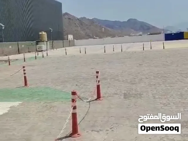 ورشة صناعية للإيجار بالسيح الأحمر (موقع استراتيجي )