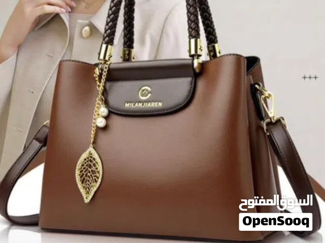 شنطة نسائية جلدية فاخرة