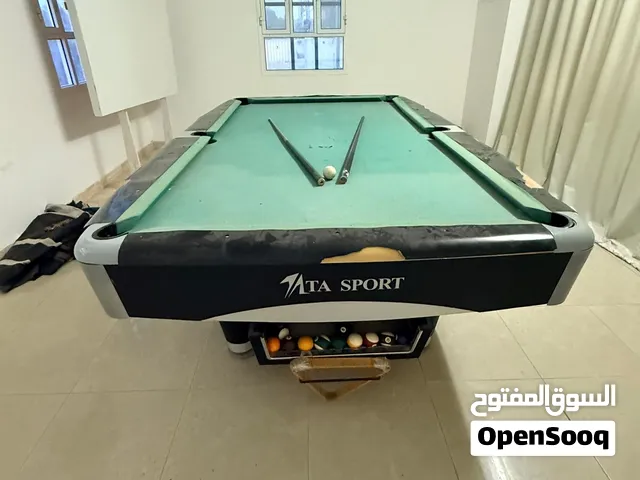 طاولة بالياردو