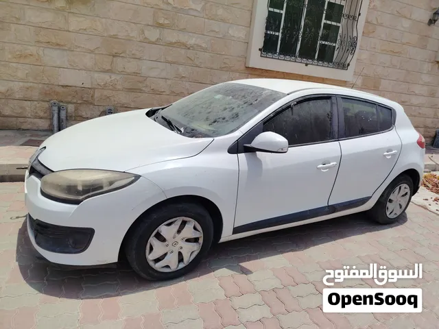 رينو مجنا موديل 2015