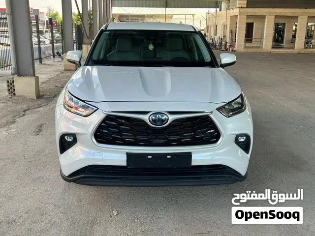 Used Toyota Highlander in Zarqa