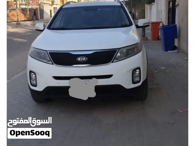Used Kia Sorento in Basra