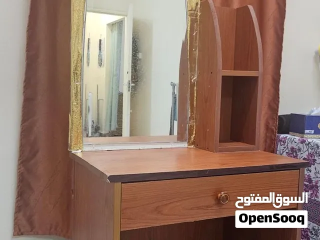 Urgent sale - Dressing table - 8 Omr