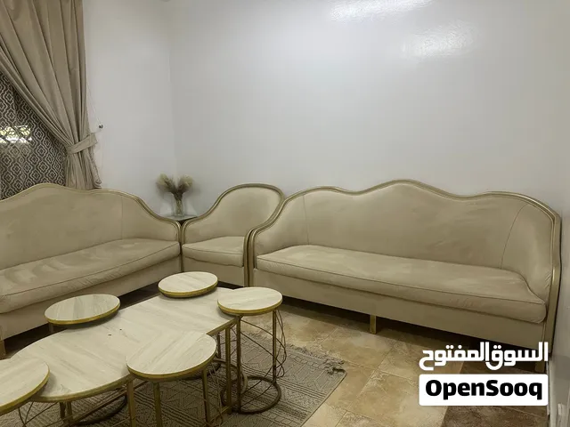 كنب نظيف للبيع