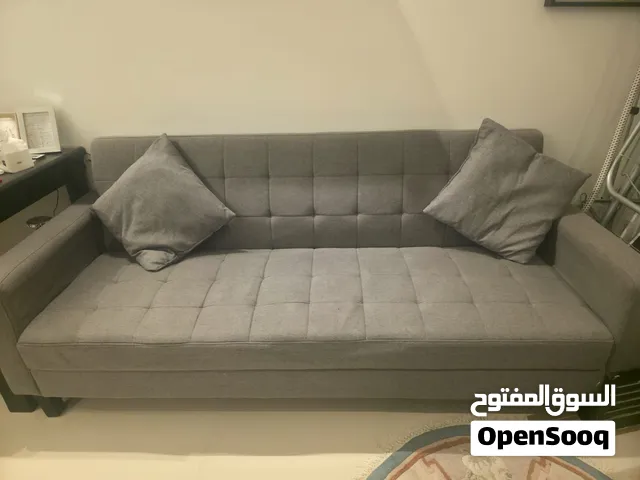 أثاث منزلي مستعمل للبيع بحالة جيدة (كنبة سرير كرسي استرخاء)
