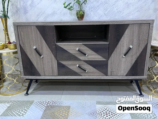 ميز شاشه وميز مع مراية