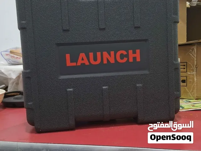 Lunch pro elite x431  استعمال مره واحده فقط من شهر تم التفعيل ومعاه تحديث لمده سنتين الجهاز بالكرتون