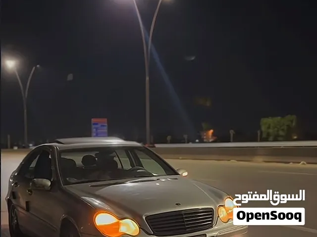 مرسيدس بنز c200 كمبرسر